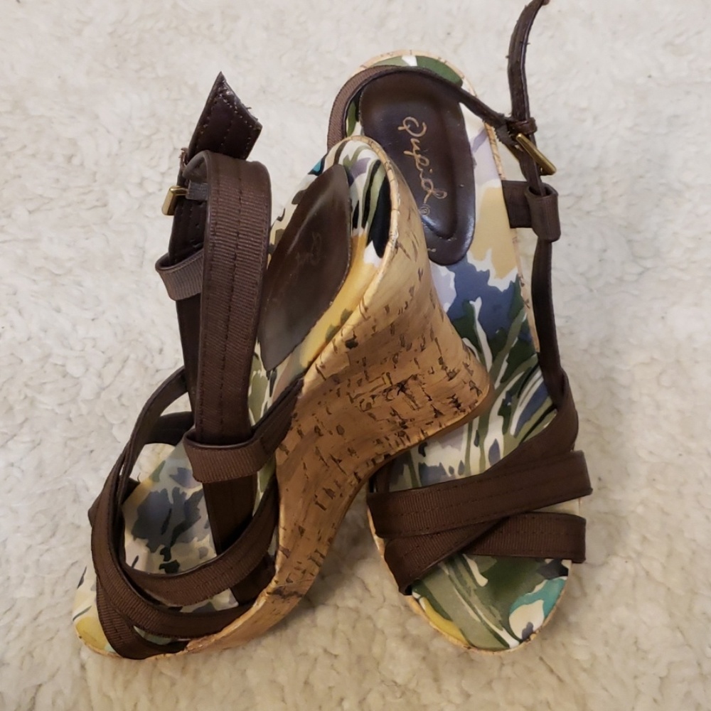 Wedge sandals